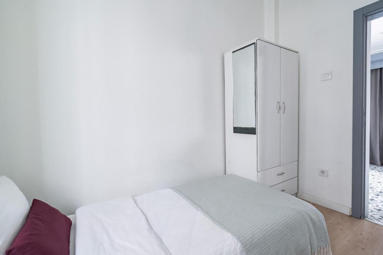 Central Flat W Sea View And Near Galata Tower Lejlighed Istanbul Eksteriør billede